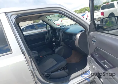 2015 Jeep Patriot Sport z USA, uszkodzony, nr VIN 1C4NJPBA5FD125997